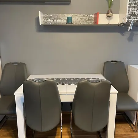 Apartament U Madzi 아파트 헬